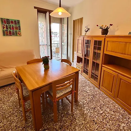 아파트 Chez Louise, Free Wi-fi & 5 Minutes From Inalpiarena *